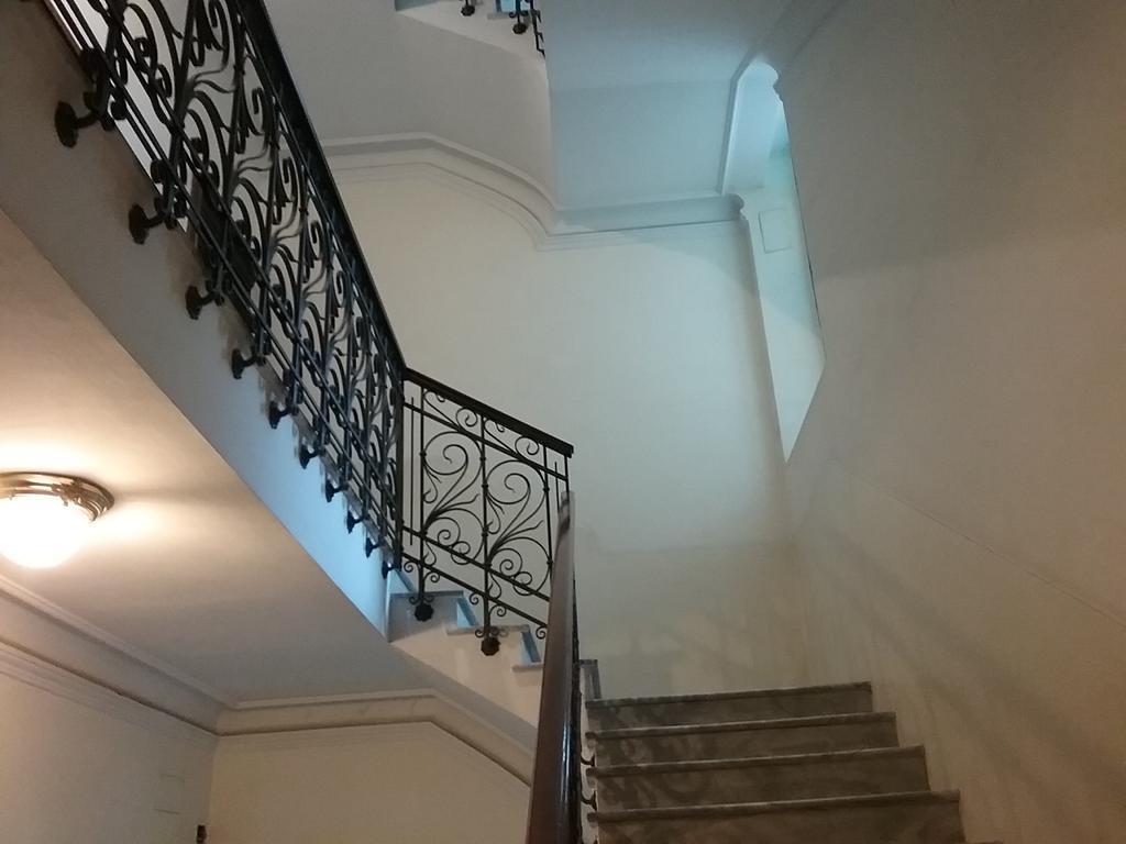 Domus Clara Hotel Rome Exterior photo